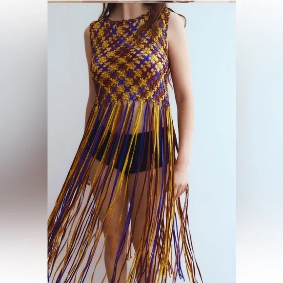 Zara Tops - Woven fringe top